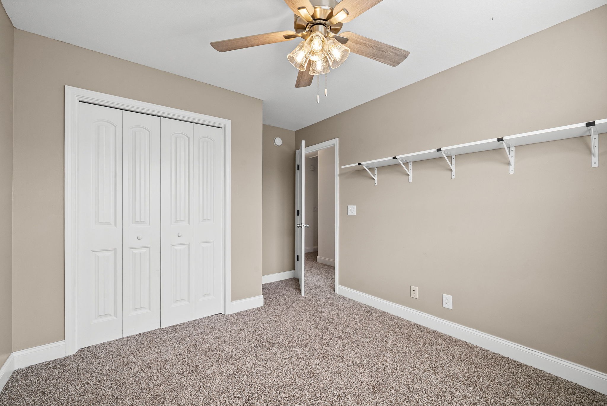 580 Tracy Lane Clarksville TN 37040