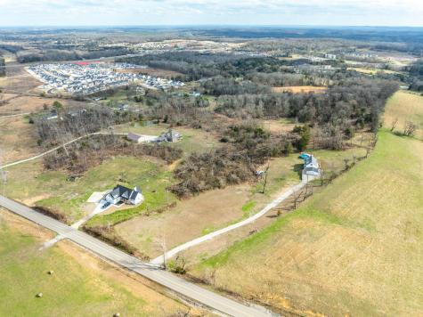 1824 Blackburn Lane Spring Hill TN 37174