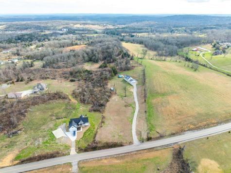 1824 Blackburn Lane Spring Hill TN 37174