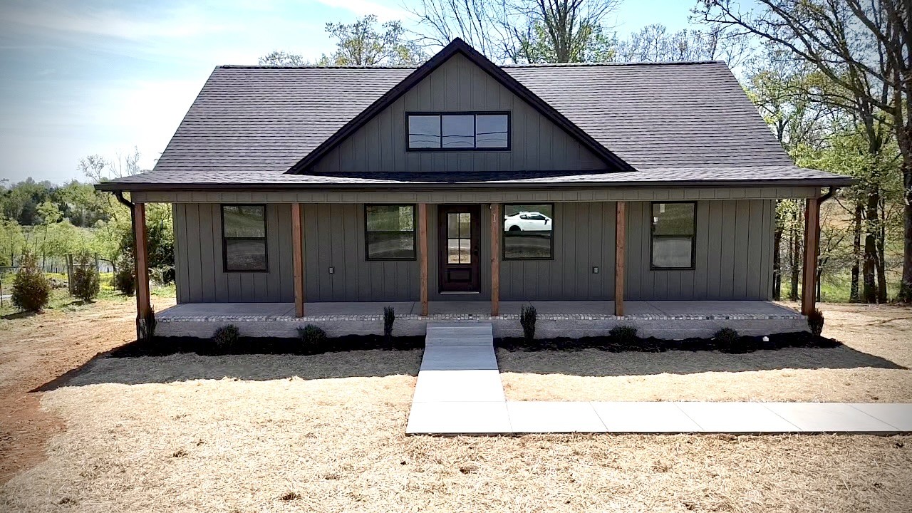 11726 West Green Hill Road Smithville TN 37166