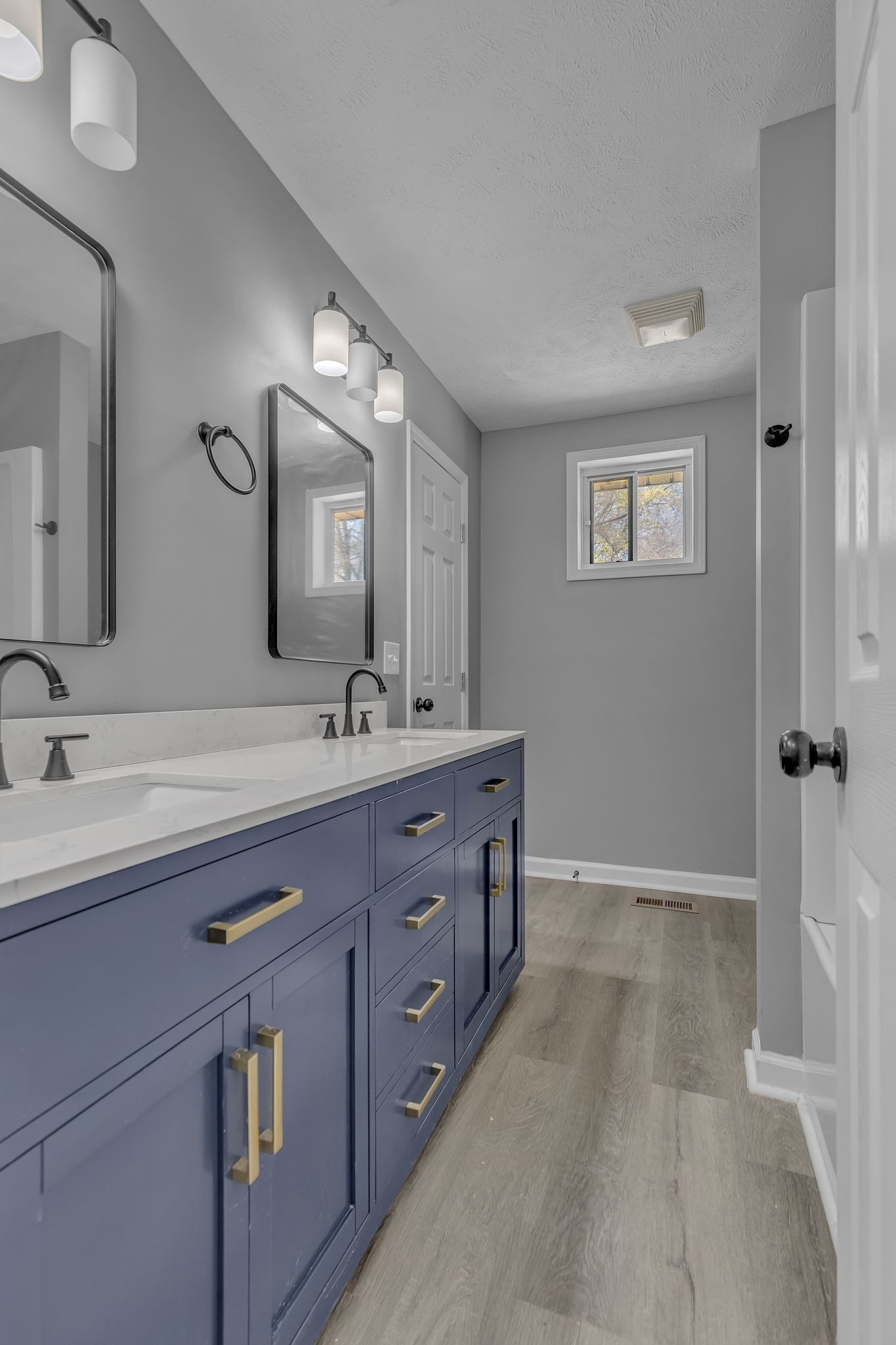 1916 Louanne Drive Nashville TN 37217