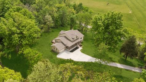 1198 Rogues Fork Road Bethpage TN 37022