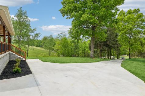 1198 Rogues Fork Road Bethpage TN 37022