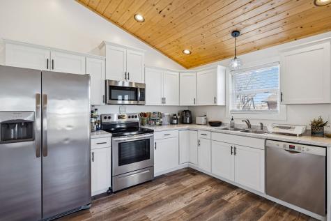 516 Davis Street Cowan TN 37318