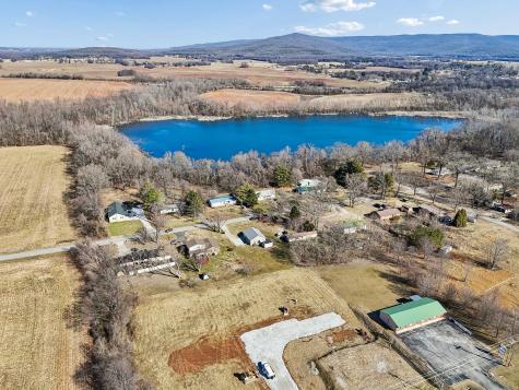 516 Davis Street Cowan TN 37318