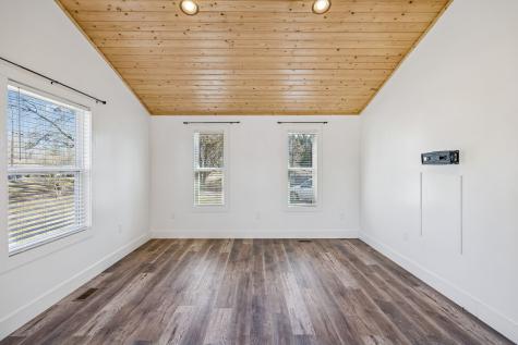 516 Davis Street Cowan TN 37318