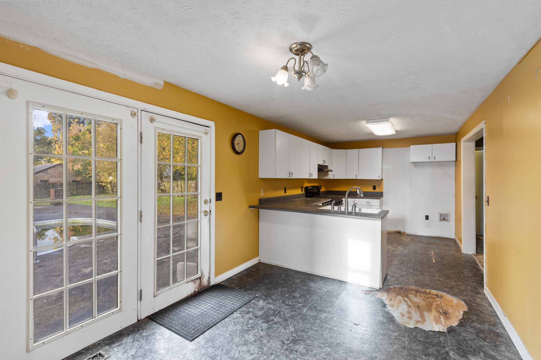 214 E Rhea Avenue Spring City TN 37381