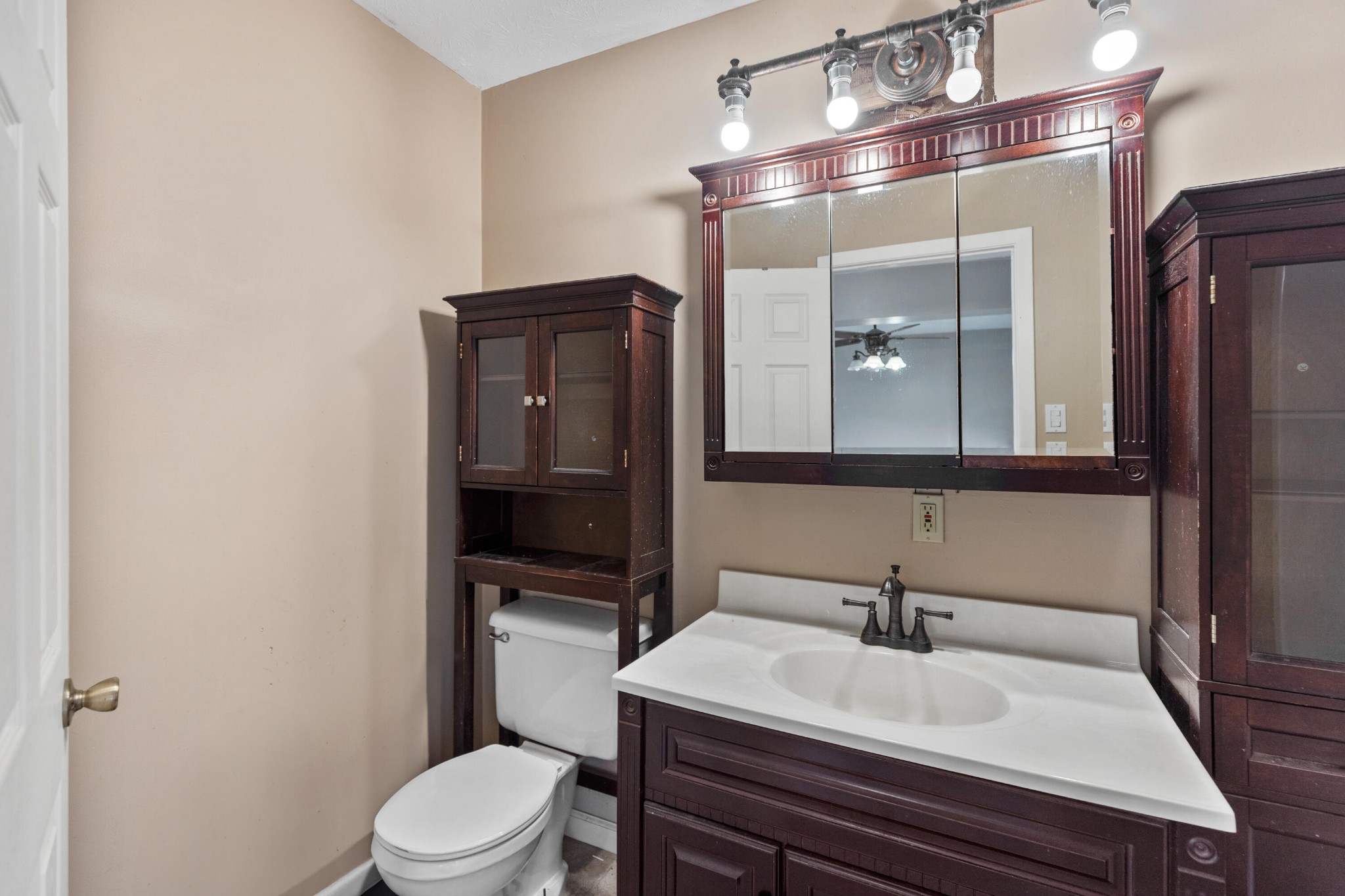 214 E Rhea Avenue Spring City TN 37381