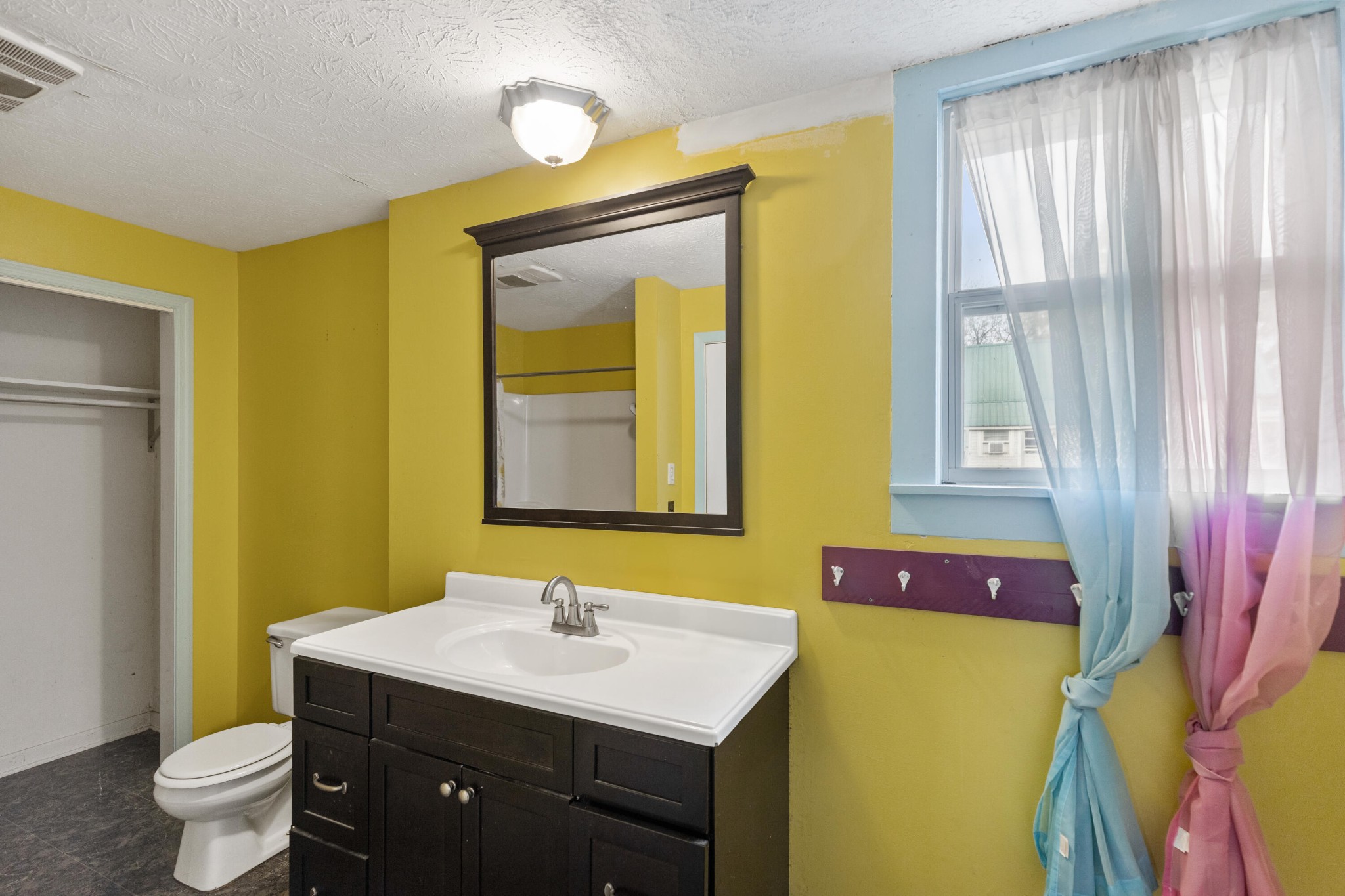 214 E Rhea Avenue Spring City TN 37381