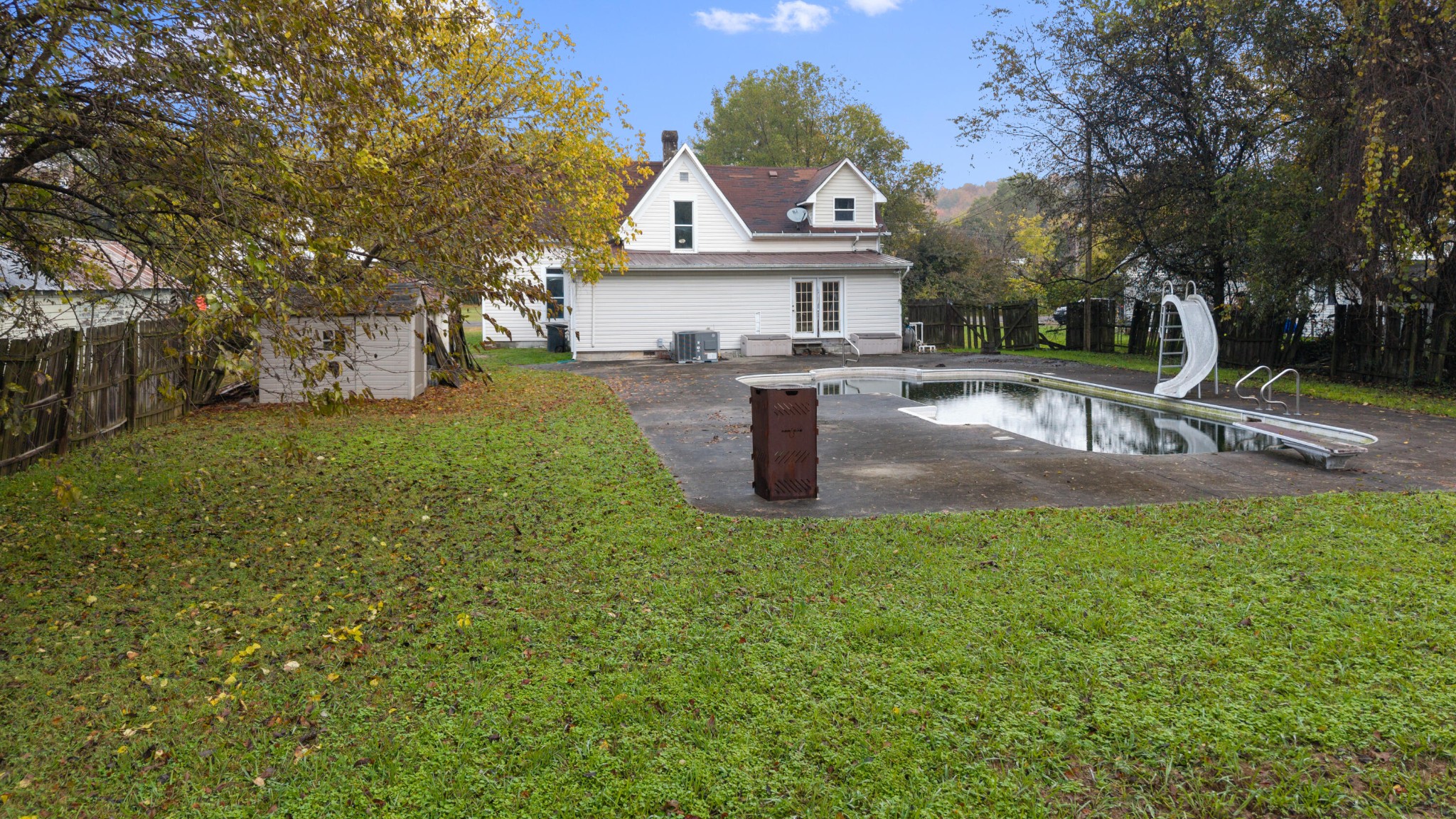 214 E Rhea Avenue Spring City TN 37381