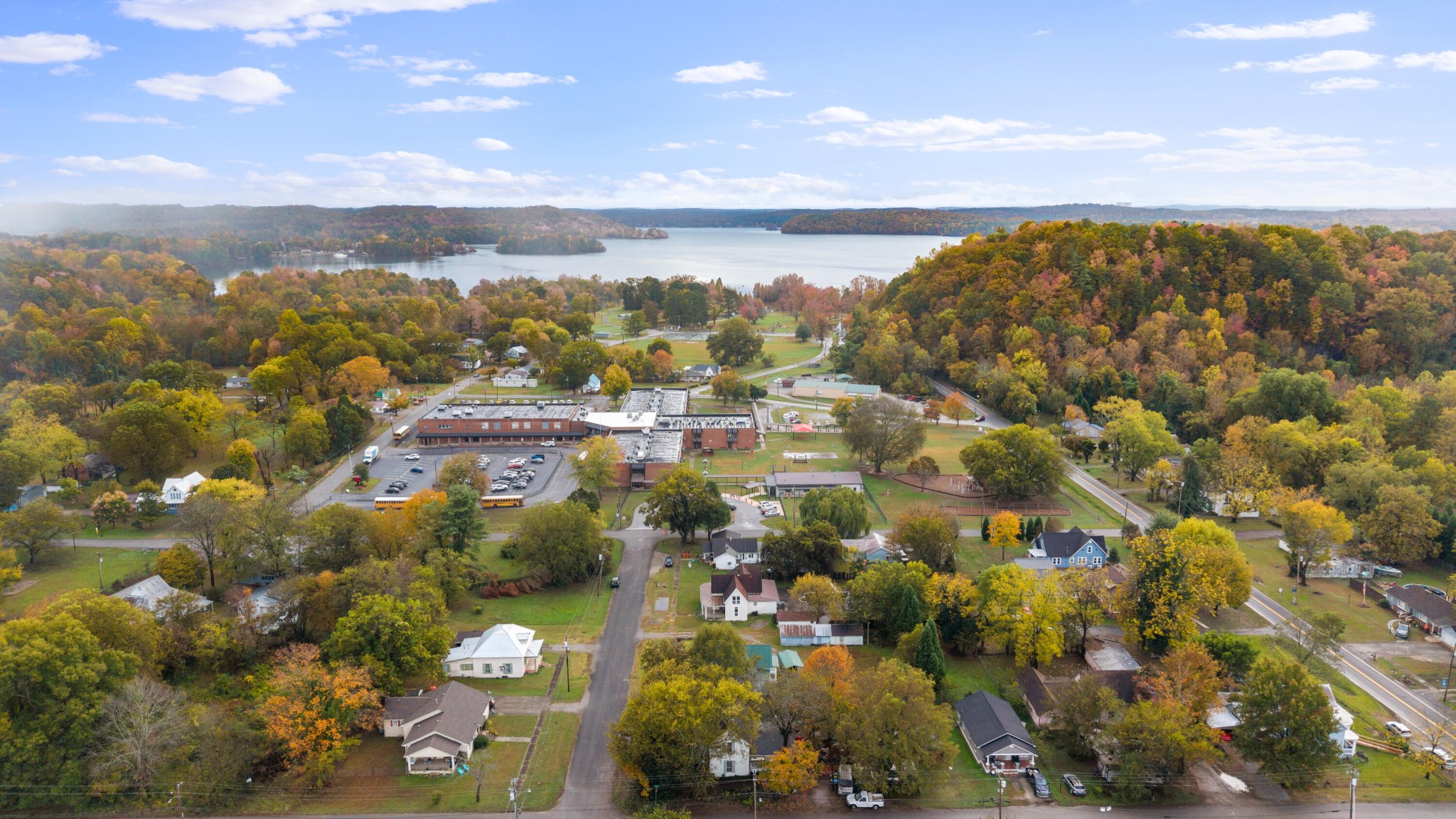 214 E Rhea Avenue Spring City TN 37381
