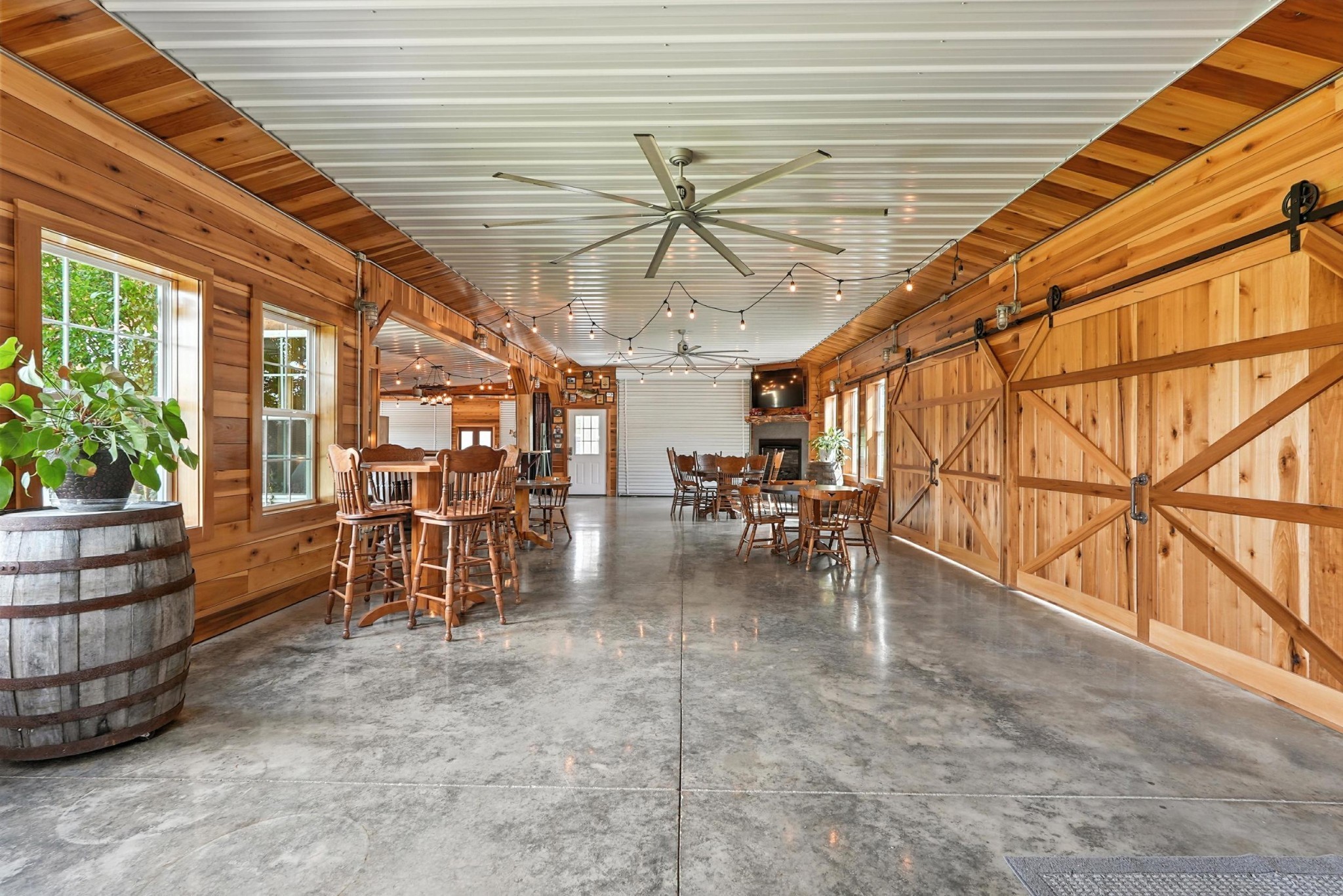 1880 Clydeton Road Waverly TN 37185