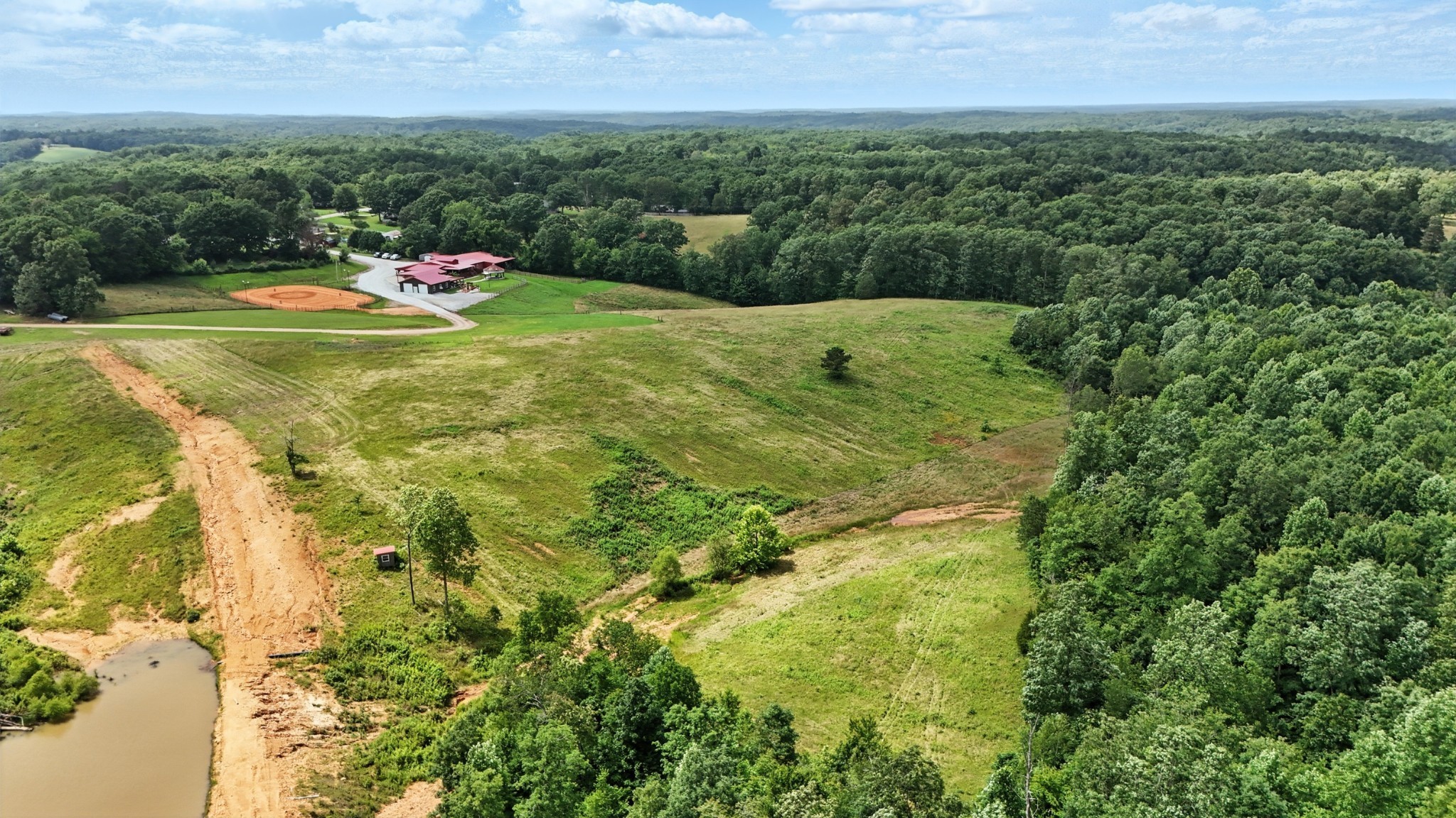 1880 Clydeton Road Waverly TN 37185