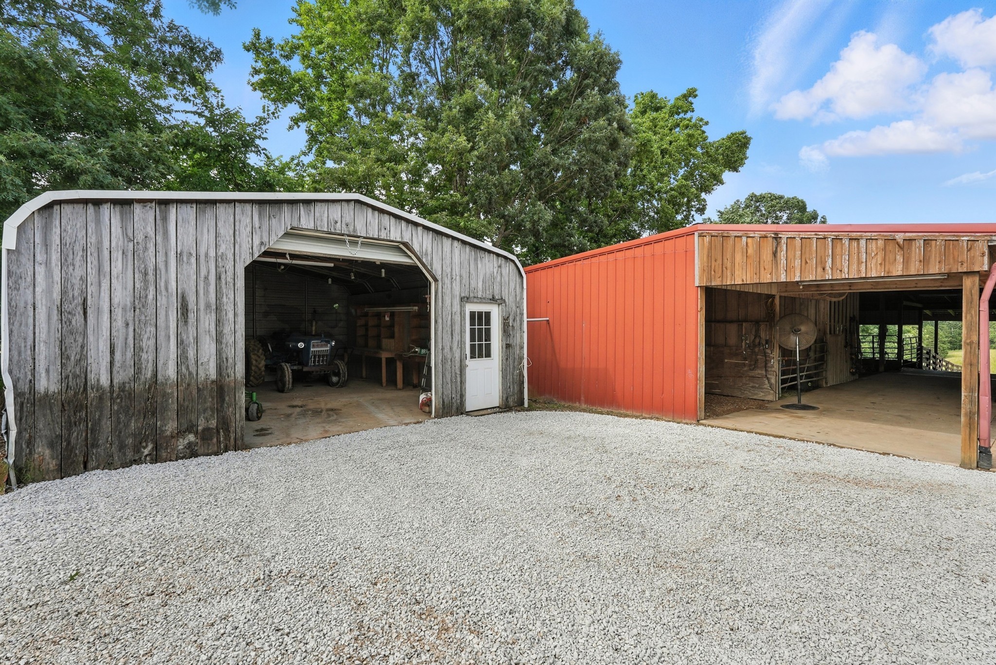 1880 Clydeton Road Waverly TN 37185