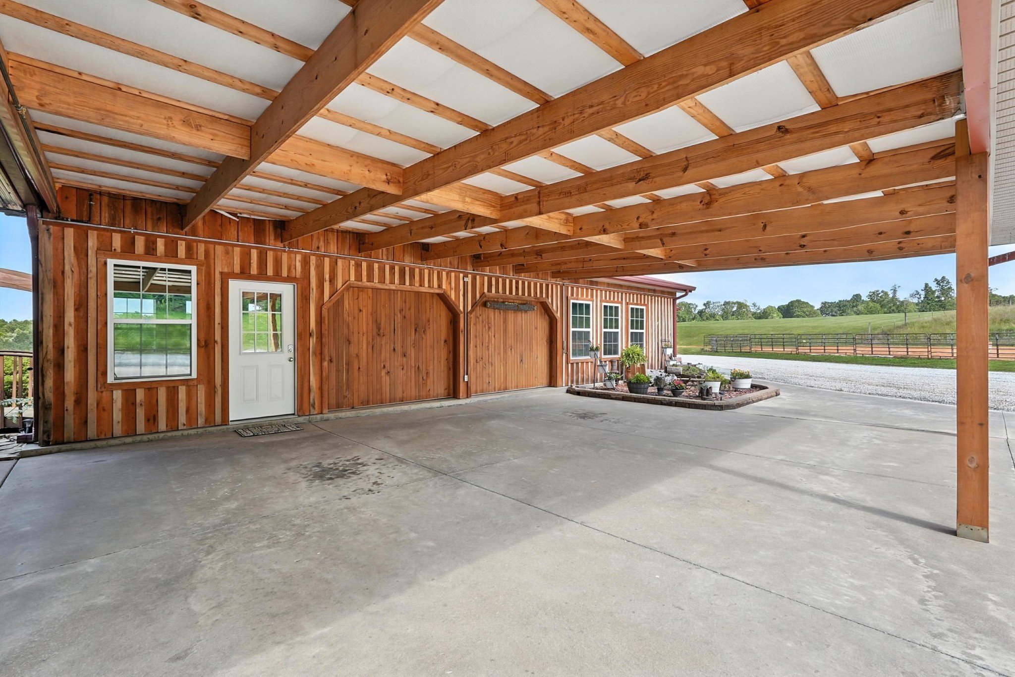 1880 Clydeton Road Waverly TN 37185