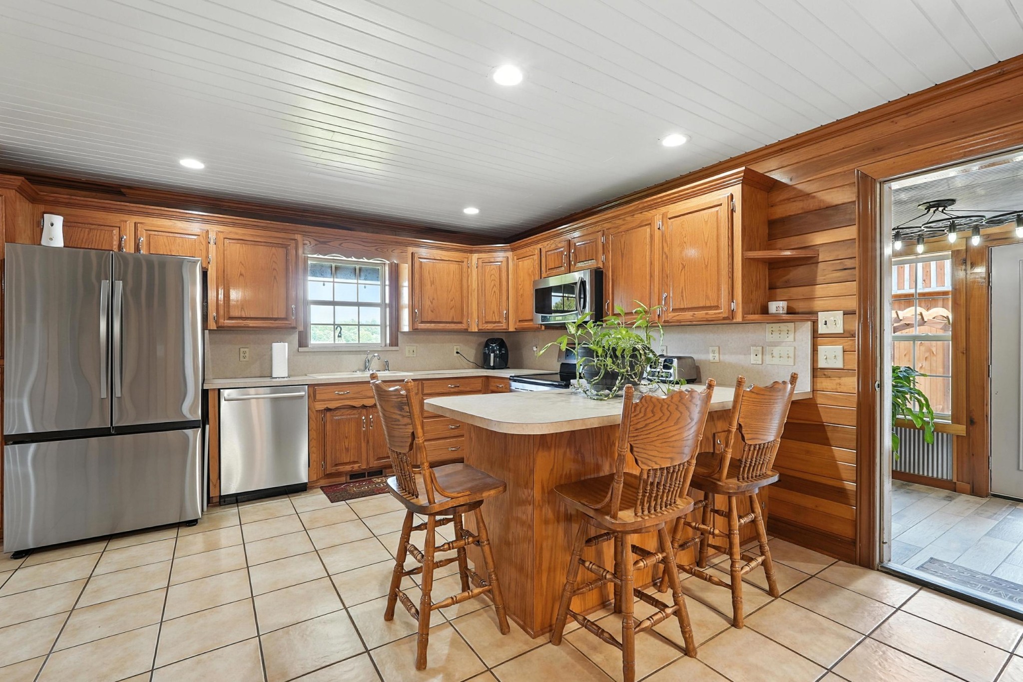 1880 Clydeton Road Waverly TN 37185
