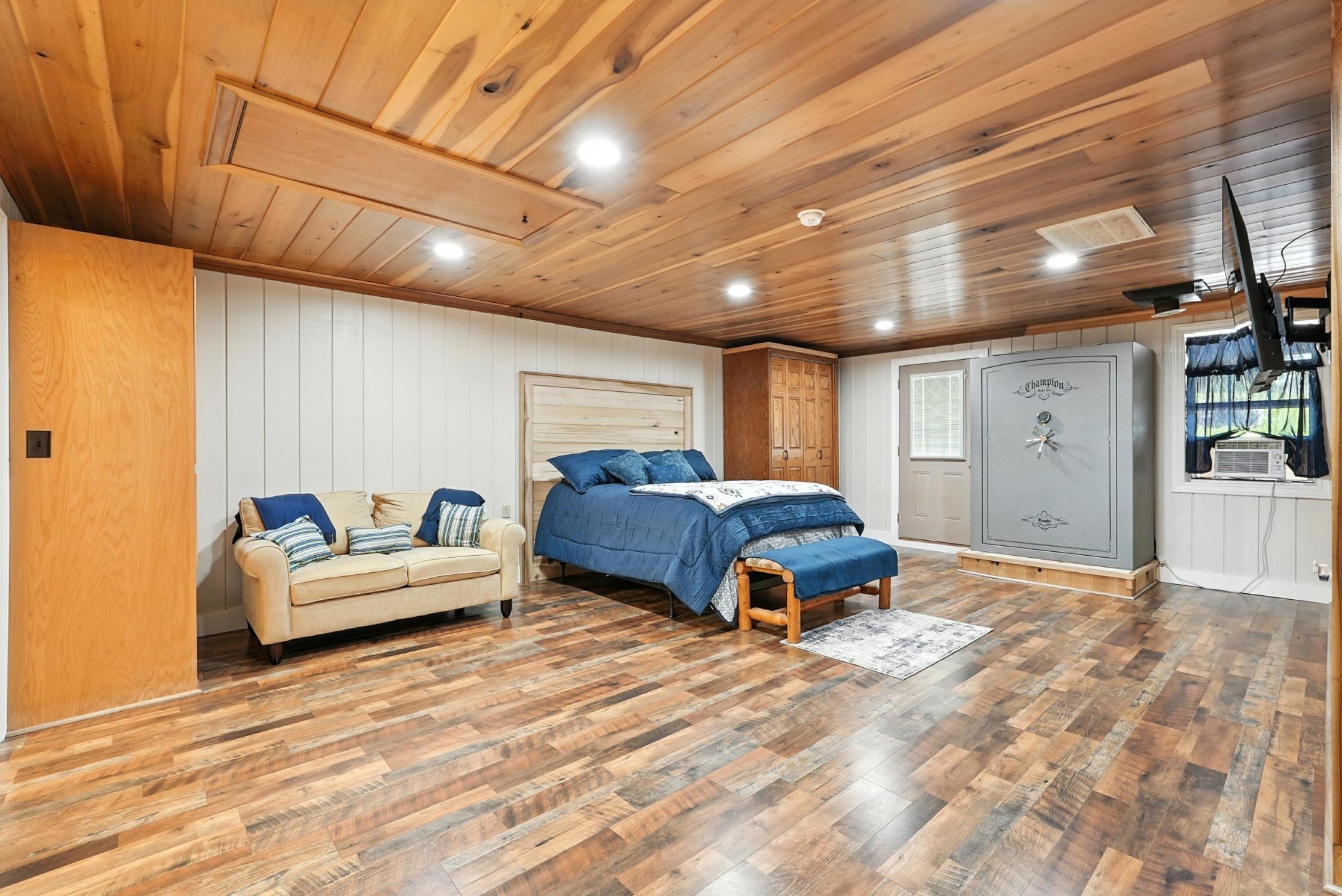 1880 Clydeton Road Waverly TN 37185