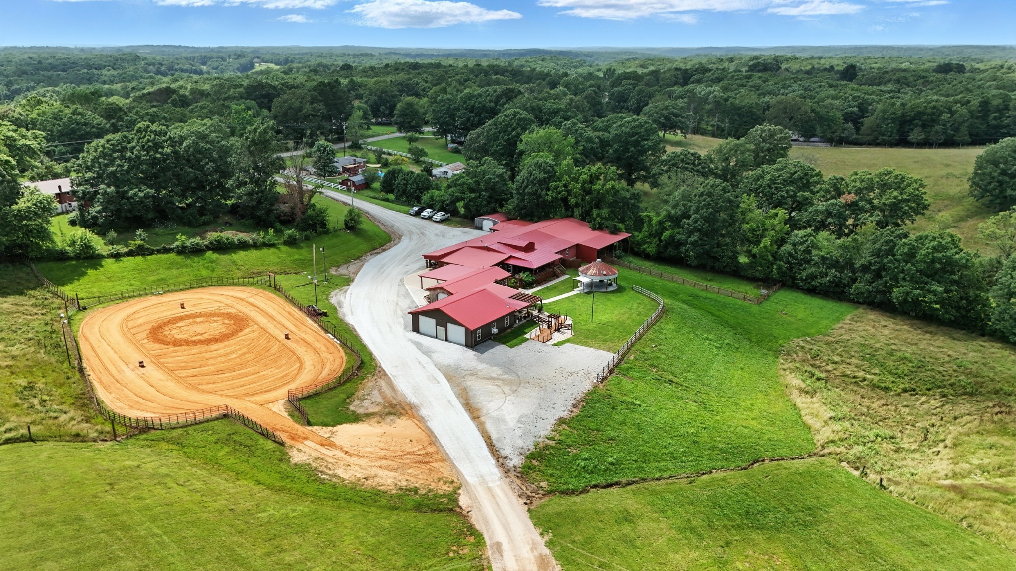 1880 Clydeton Road Waverly TN 37185