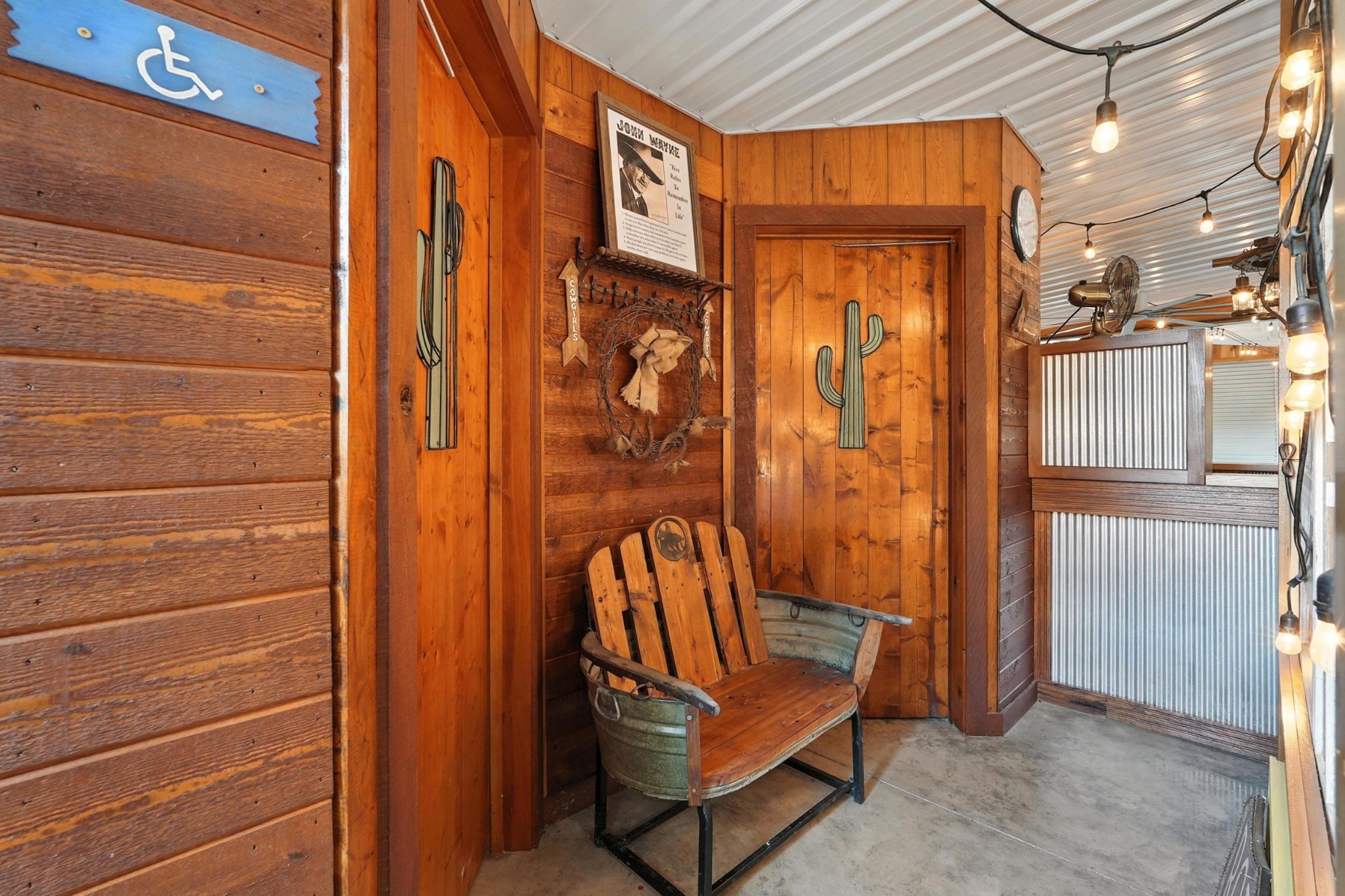 1880 Clydeton Road Waverly TN 37185