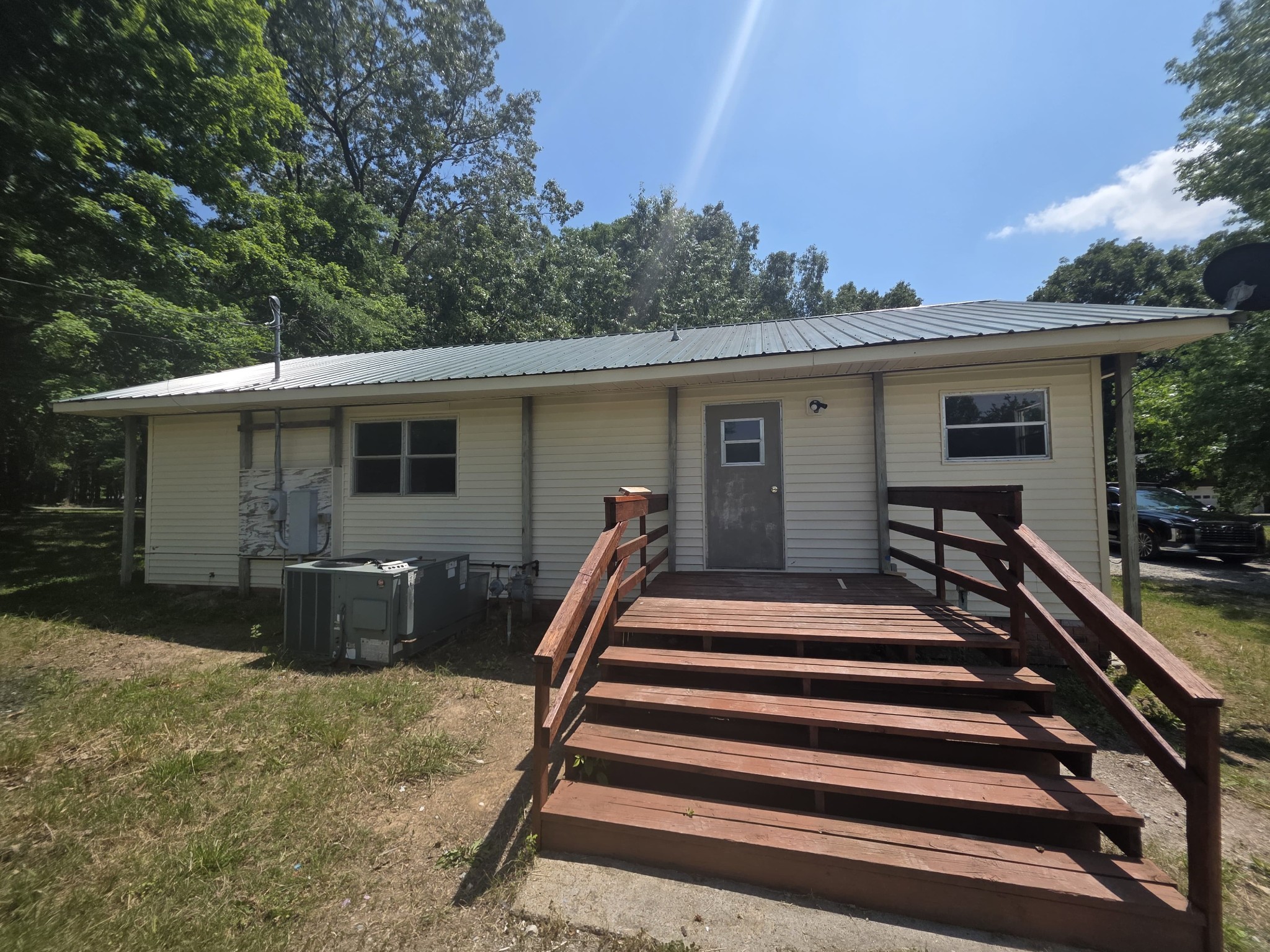 284 Watts Road New Johnsonville TN 37134