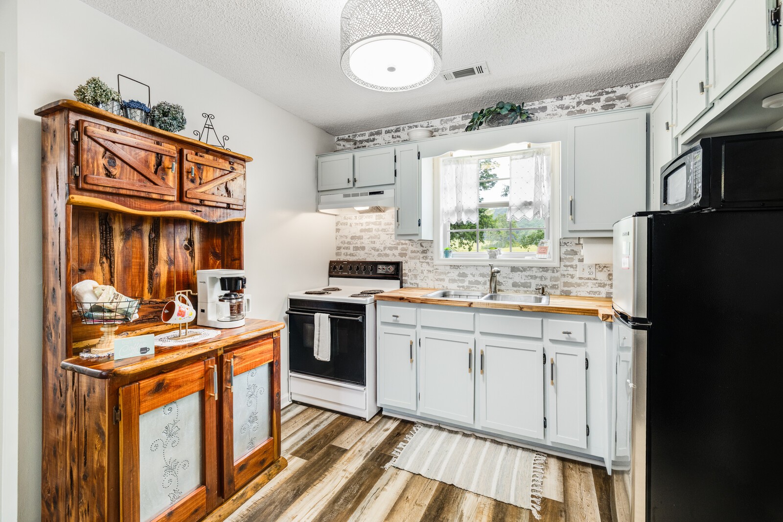 380 Webbs Camp Road Walling TN 38587
