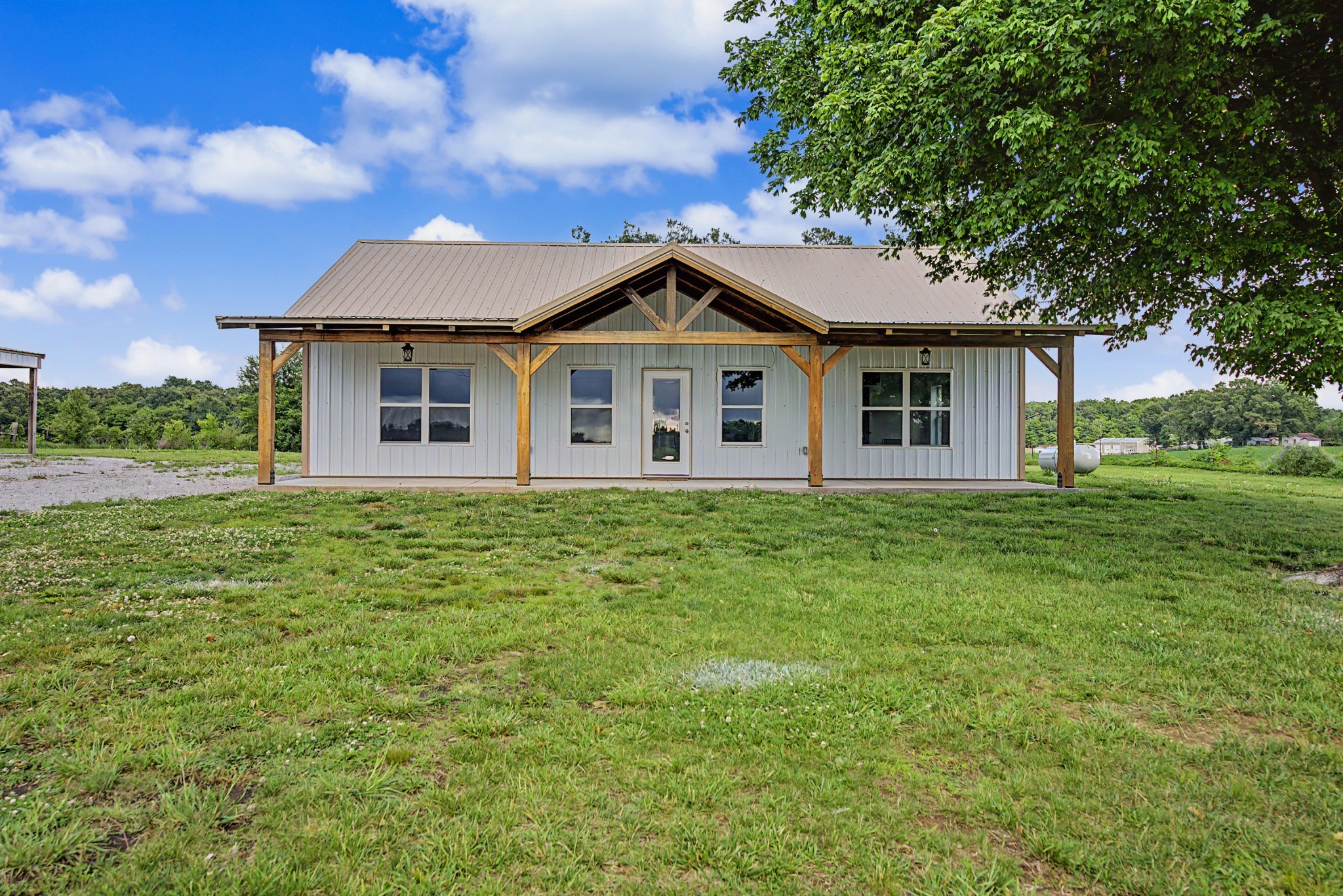 8 Self Road Lawrenceburg TN 38464