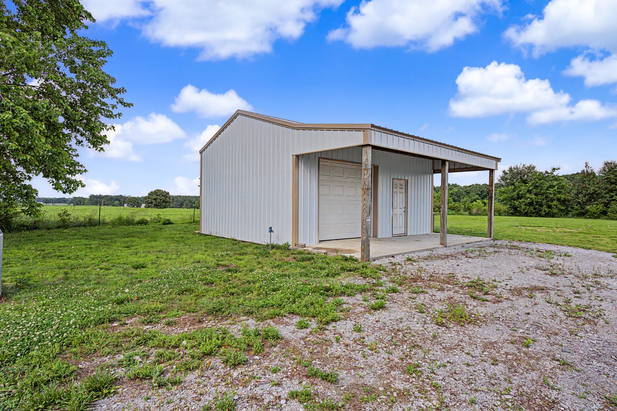 8 Self Road Lawrenceburg TN 38464