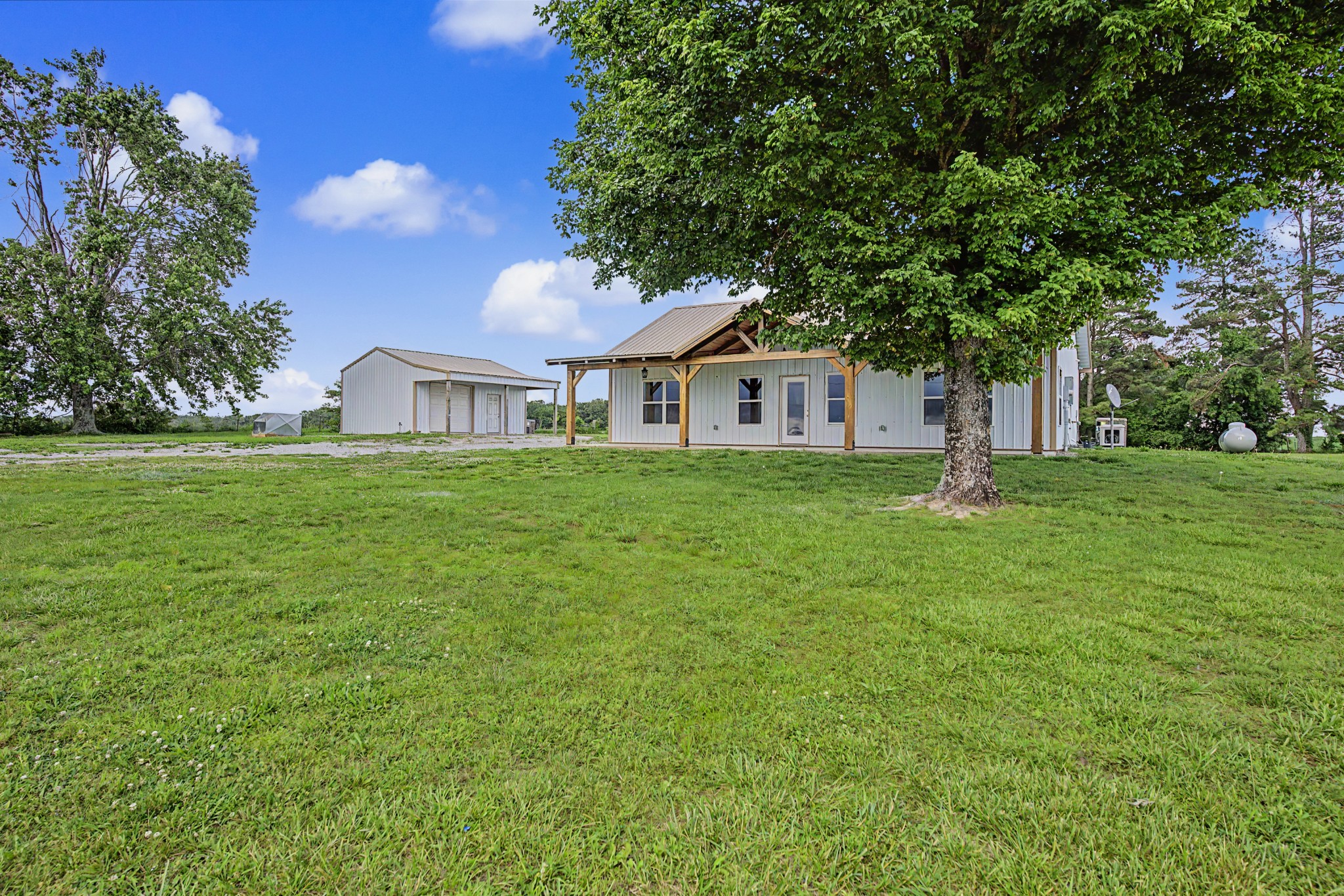 8 Self Road Lawrenceburg TN 38464