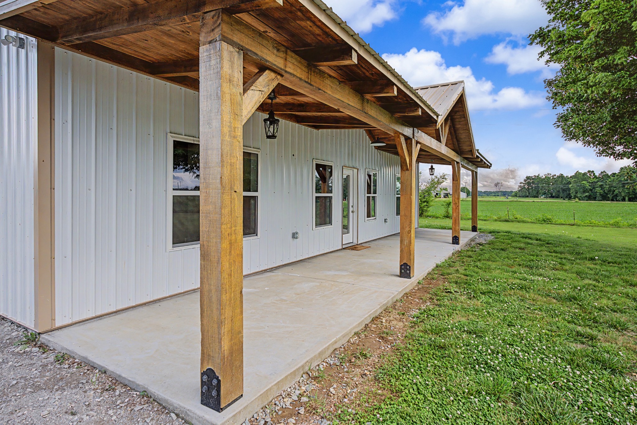 8 Self Road Lawrenceburg TN 38464
