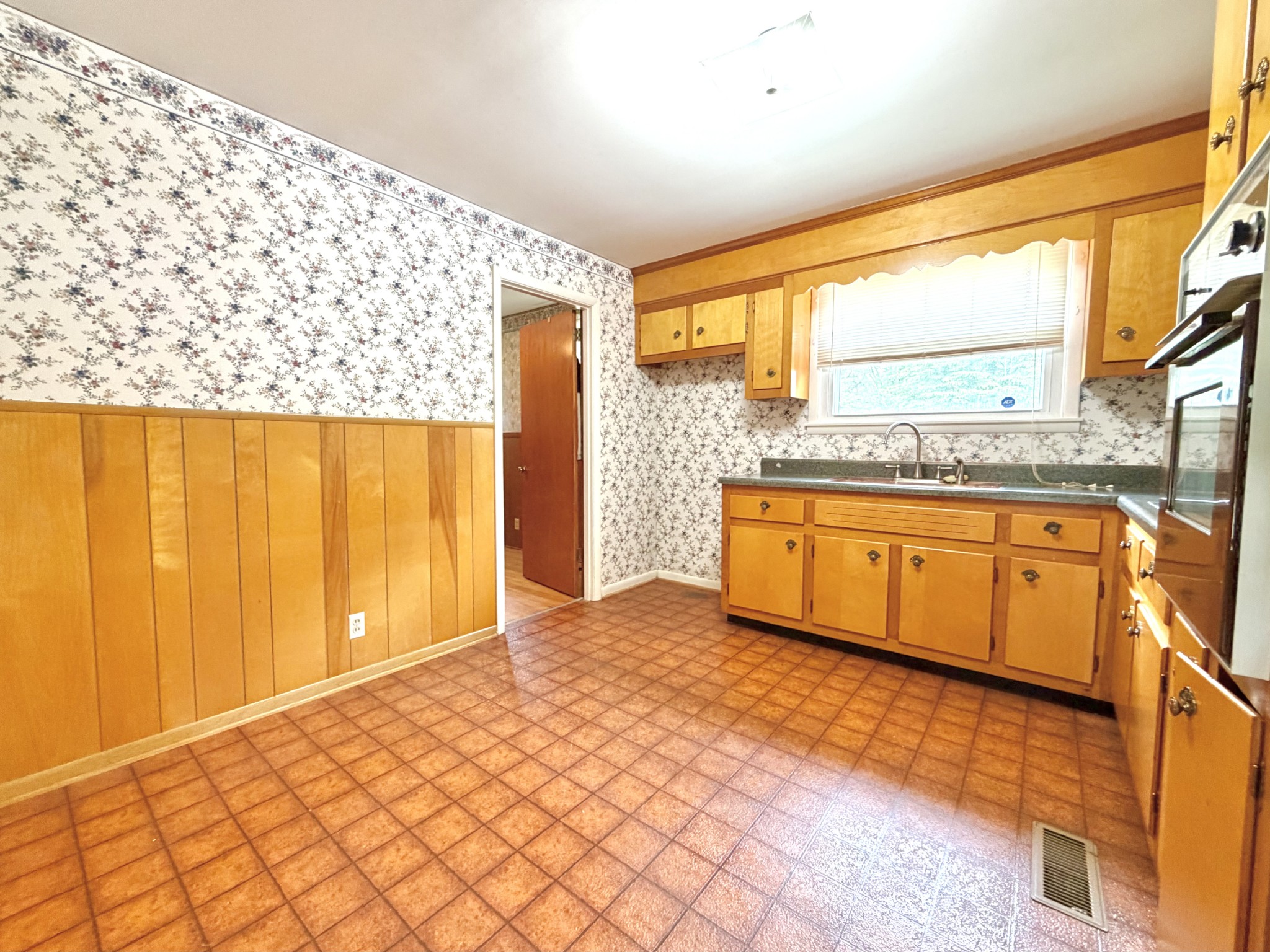 202 Charlemagne Boulevard Clarksville TN 37042