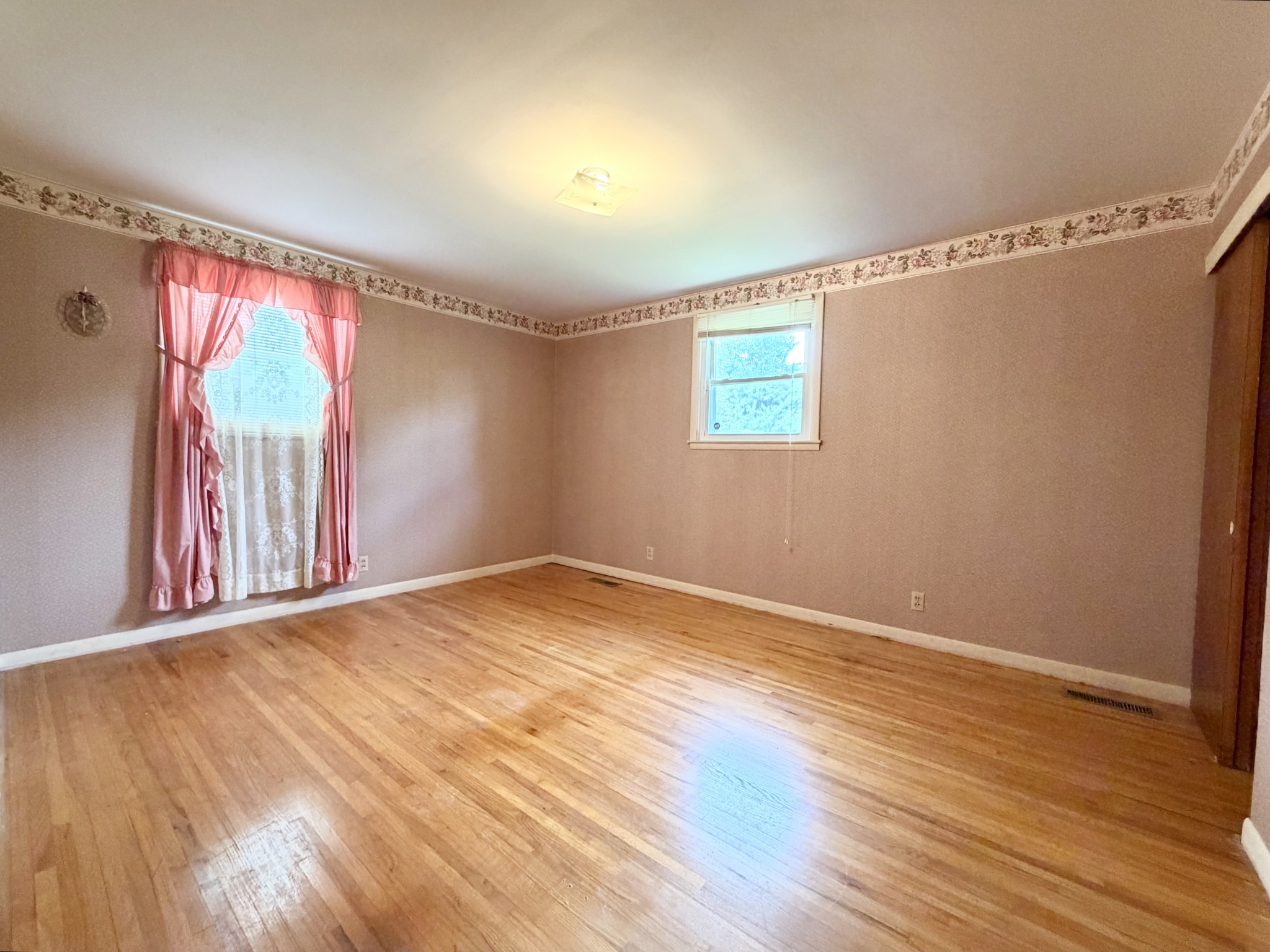 202 Charlemagne Boulevard Clarksville TN 37042