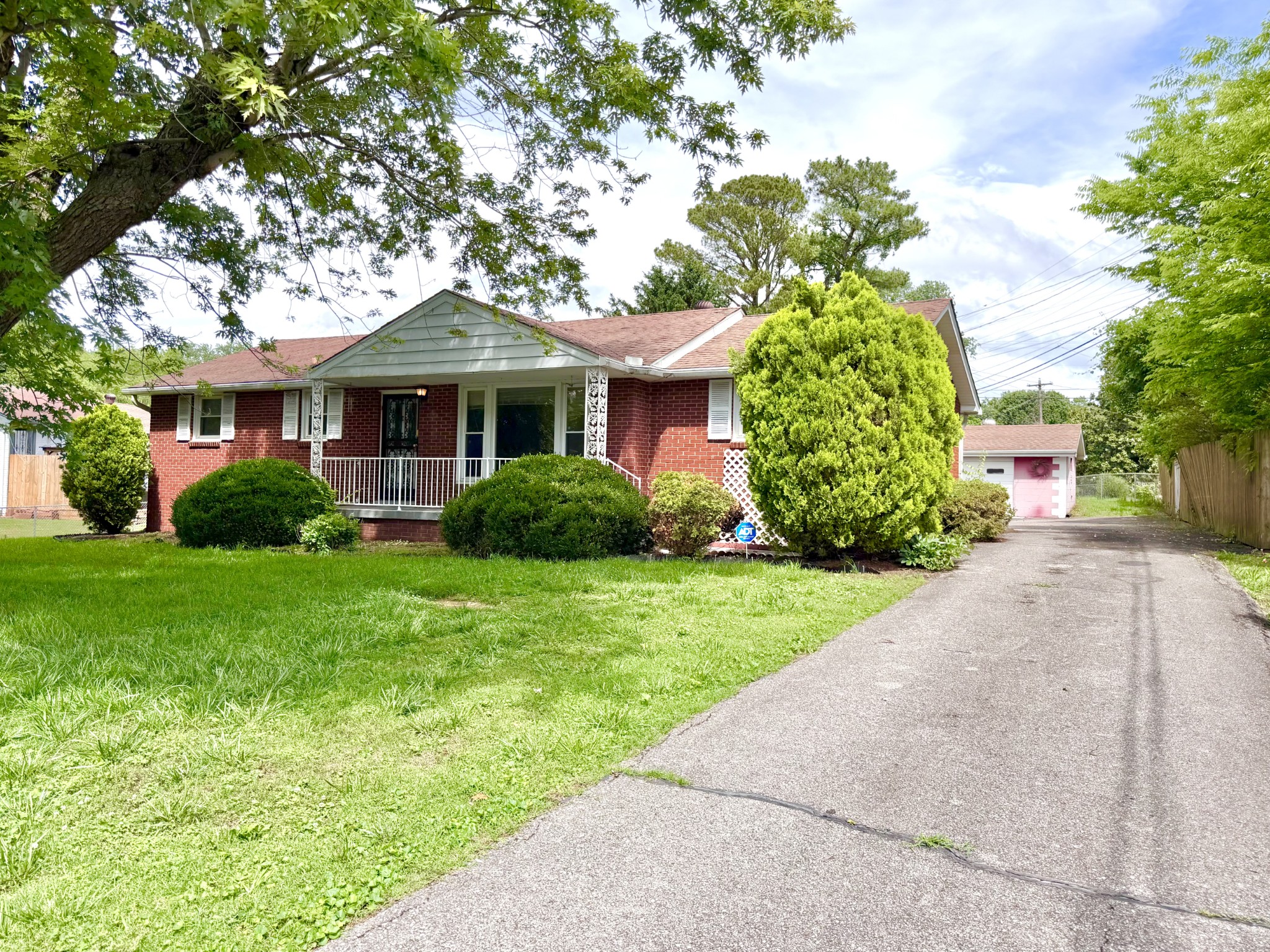 202 Charlemagne Boulevard Clarksville TN 37042