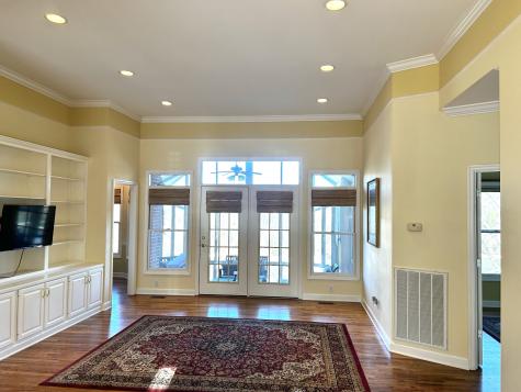 211 Coopers Cove Lynchburg TN 37352