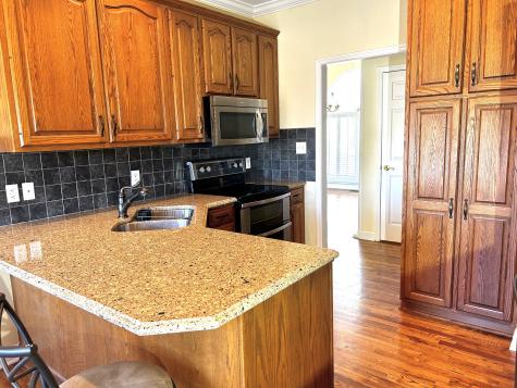 211 Coopers Cove Lynchburg TN 37352
