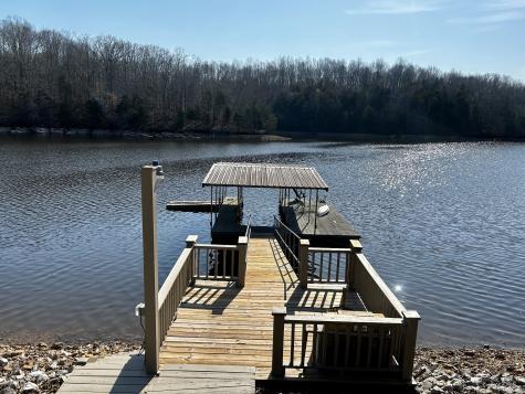 211 Coopers Cove Lynchburg TN 37352