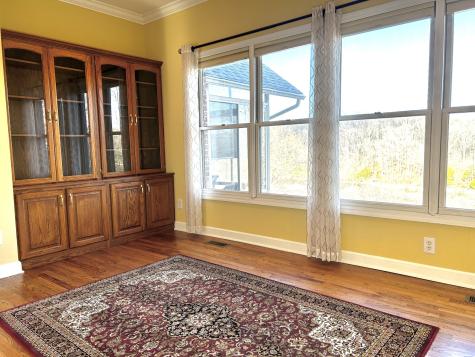 211 Coopers Cove Lynchburg TN 37352