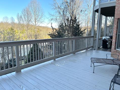 211 Coopers Cove Lynchburg TN 37352