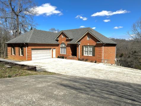211 Coopers Cove Lynchburg TN 37352