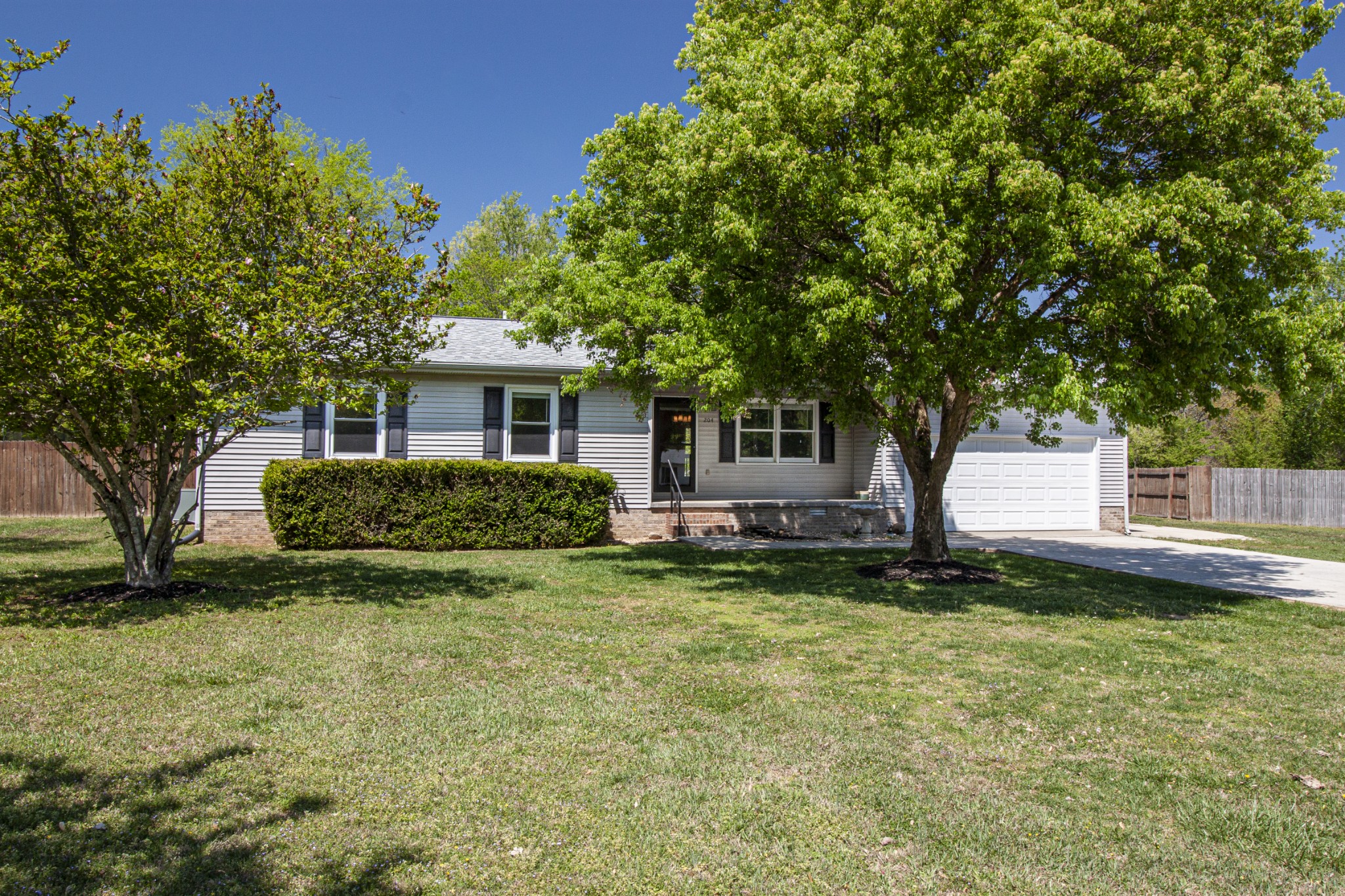 204 Scenic Circle Tullahoma TN 37388