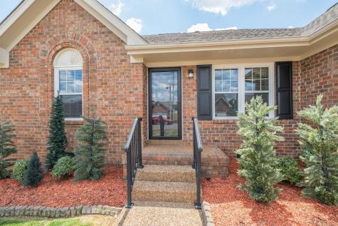 120 Cloverfield Court Hendersonville TN 37075