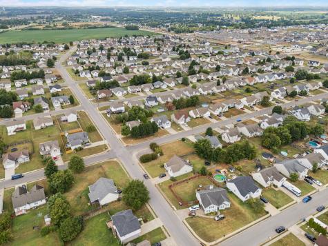 3732 Naples Ct, N Clarksville TN 37040