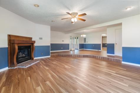 161 Circle Drive Mc Ewen TN 37101