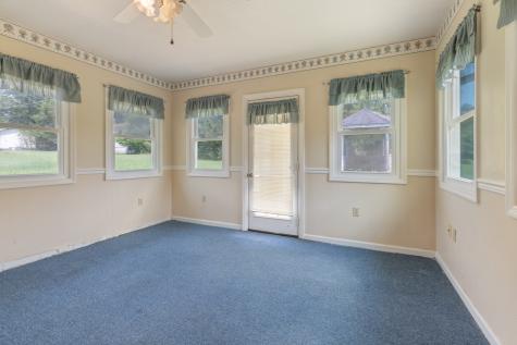 161 Circle Drive Mc Ewen TN 37101
