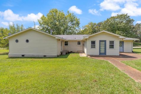 161 Circle Drive Mc Ewen TN 37101