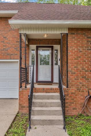 121 Buena Vista Court Nashville TN 37218
