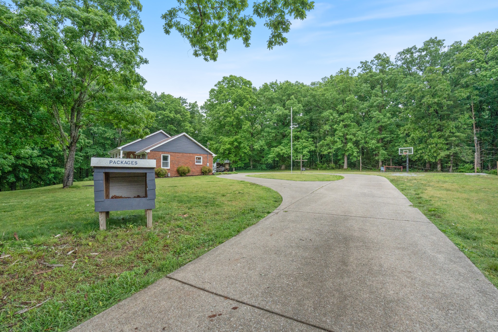216 Rouse Road Dickson TN 37055