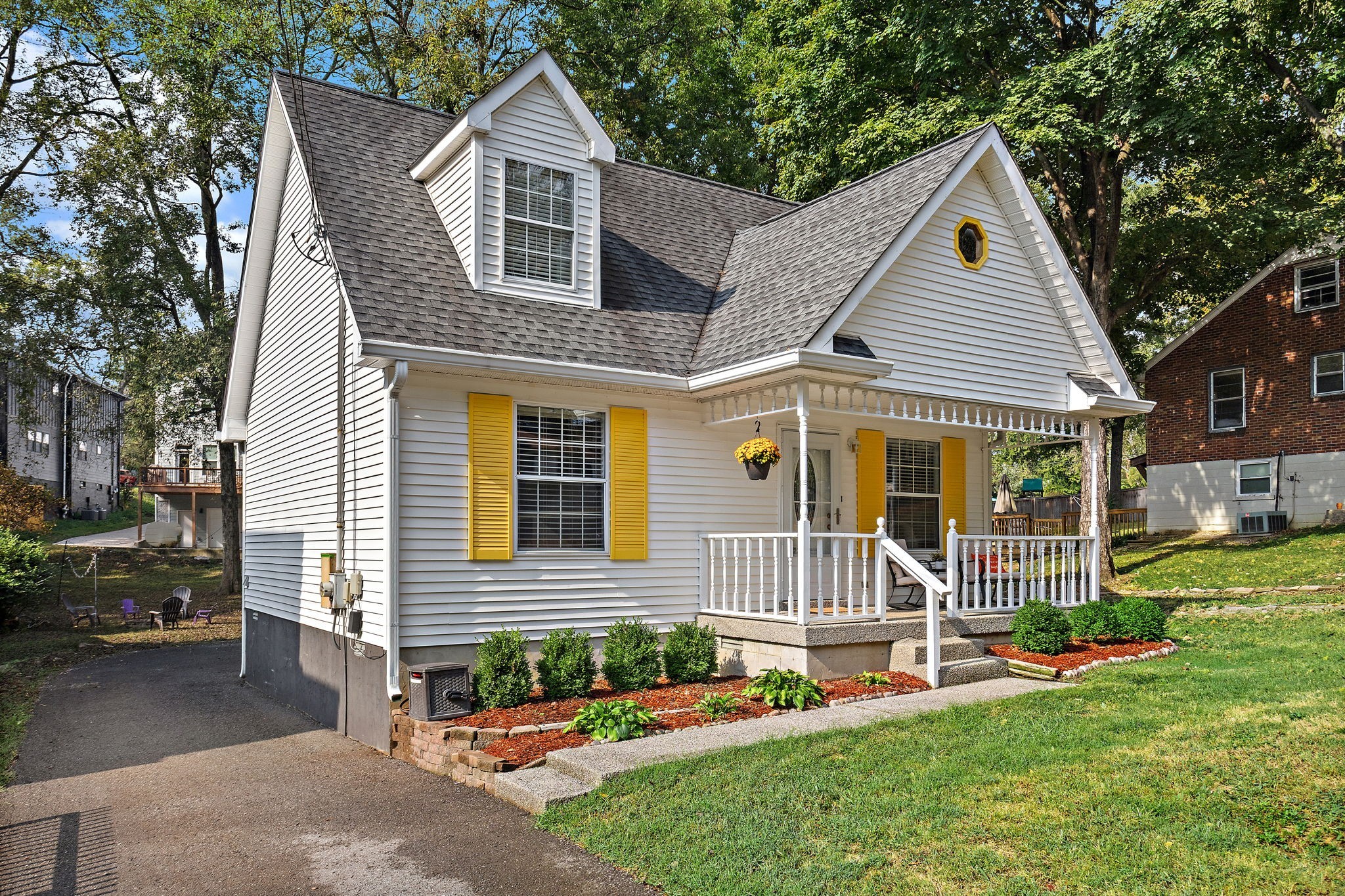 1332 Cardinal Avenue Nashville TN 37216