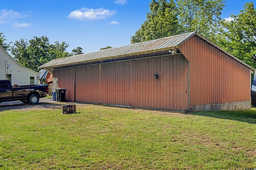 175 Gentry Gray Road Cadiz KY 42211