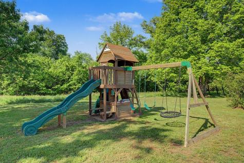 175 Gentry Gray Road Cadiz KY 42211