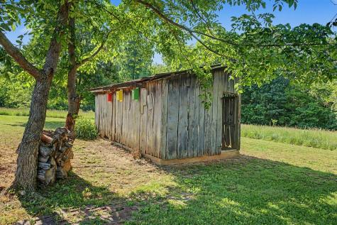 175 Gentry Gray Road Cadiz KY 42211